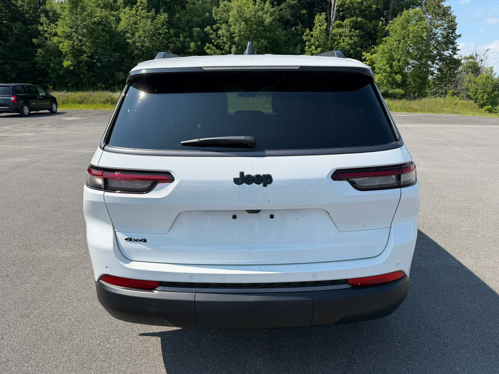 2026 Jeep Grand Cherokee GRAND CHEROKEE L LAREDO ALTITUDE 4X4