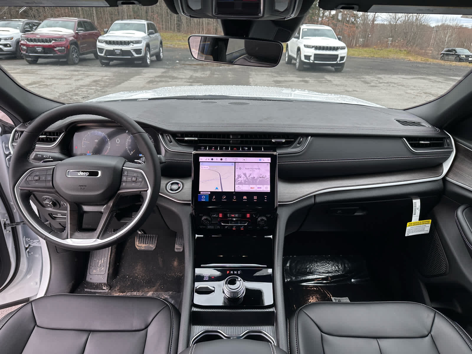 2025 Jeep Grand Cherokee GRAND CHEROKEE L LIMITED 4X4