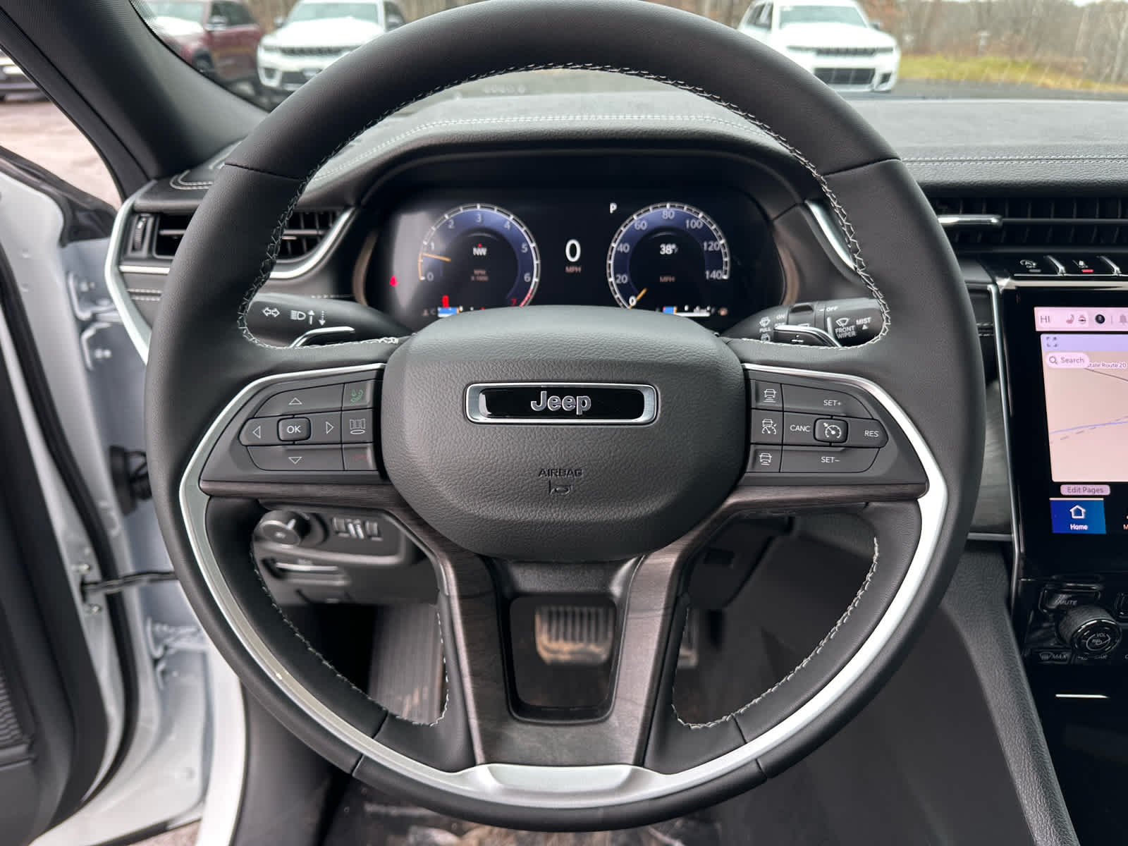 2025 Jeep Grand Cherokee GRAND CHEROKEE L LIMITED 4X4