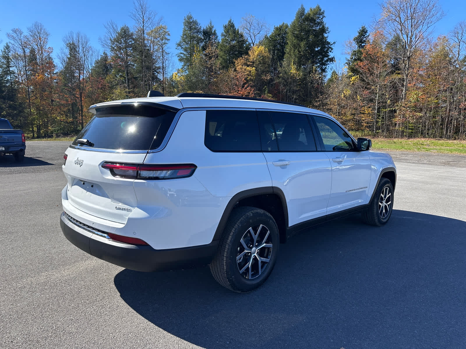 2025 Jeep Grand Cherokee GRAND CHEROKEE L LIMITED 4X4