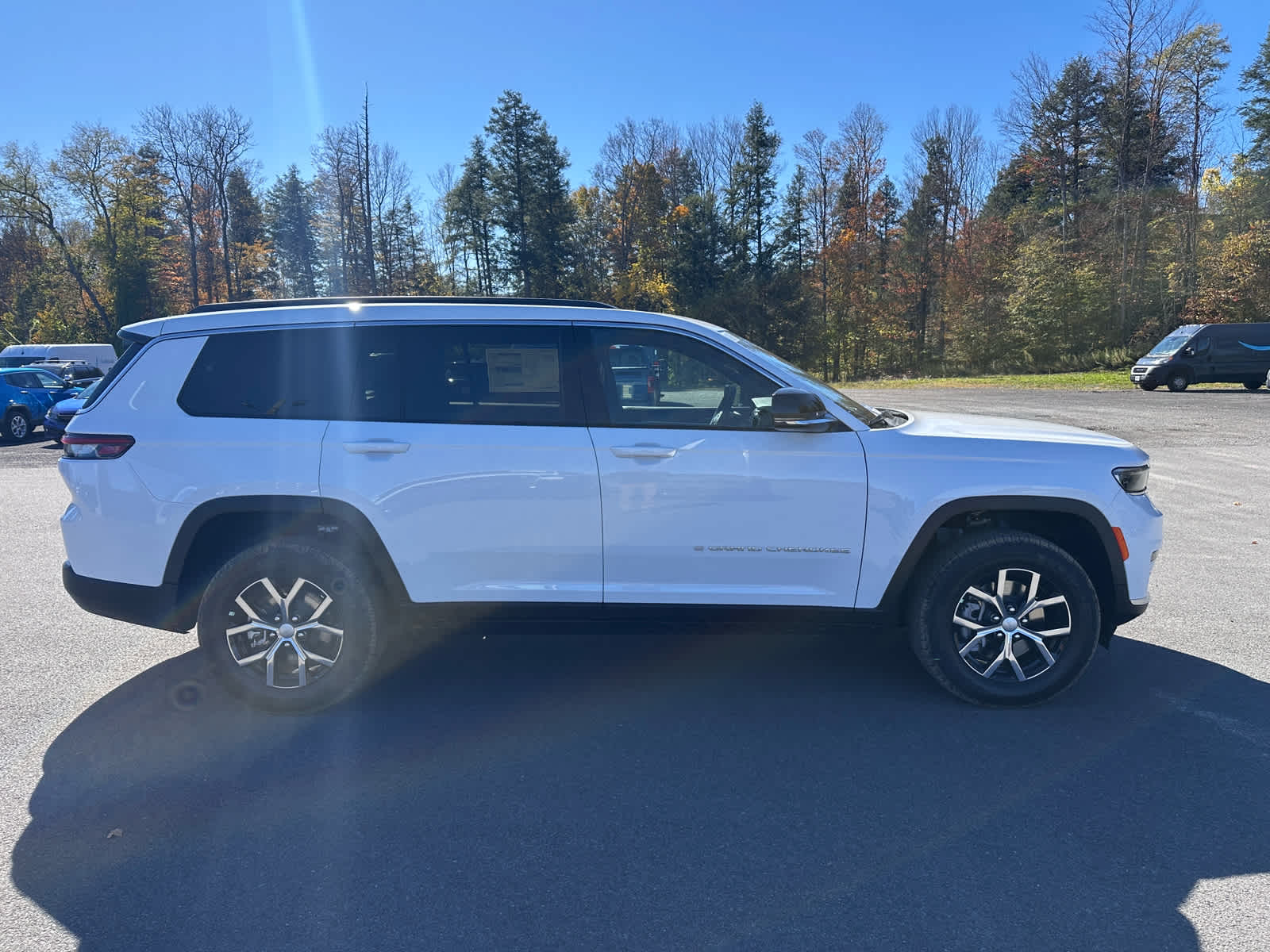 2025 Jeep Grand Cherokee GRAND CHEROKEE L LIMITED 4X4