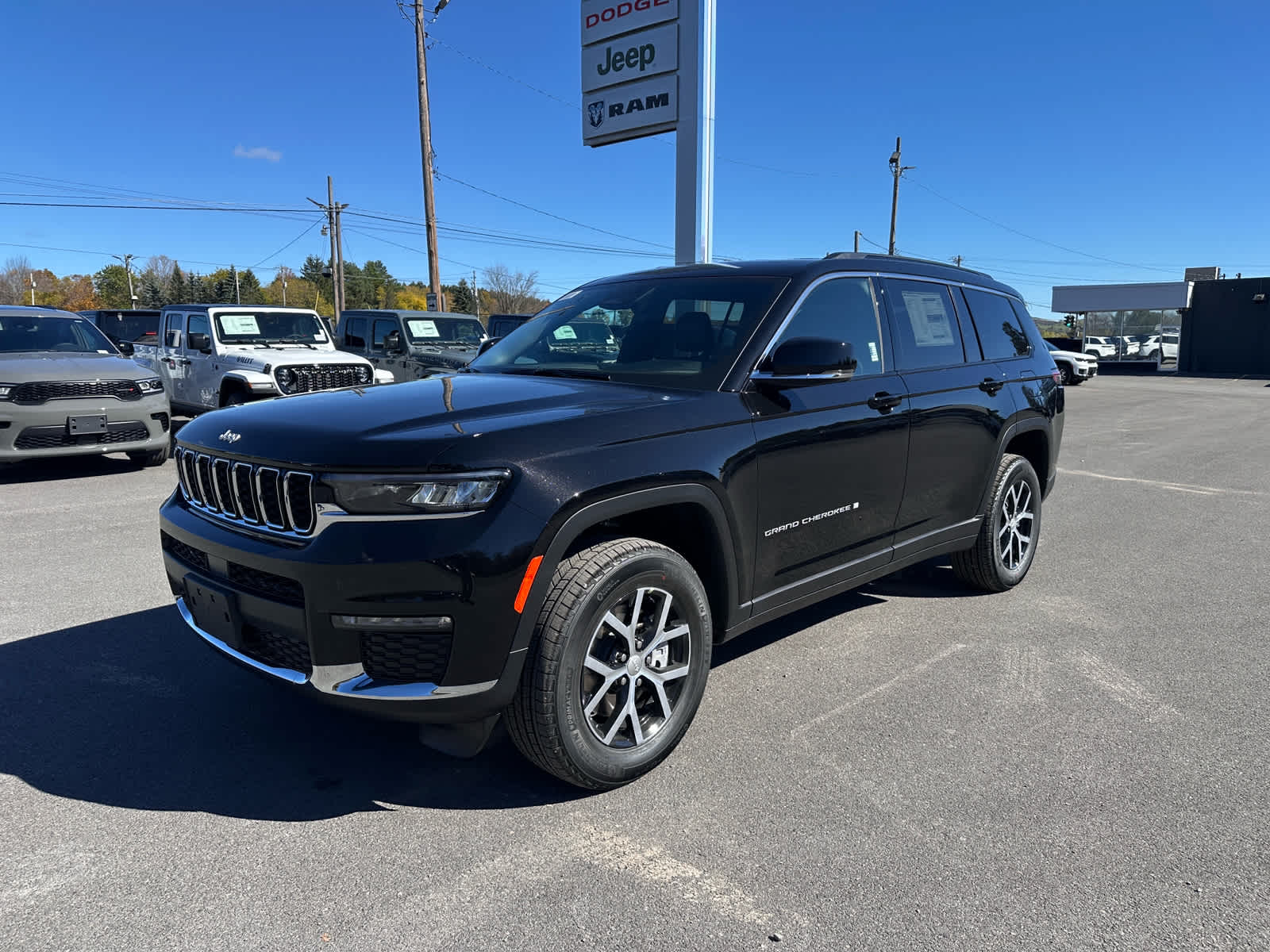 2025 Jeep Grand Cherokee GRAND CHEROKEE L LIMITED 4X4