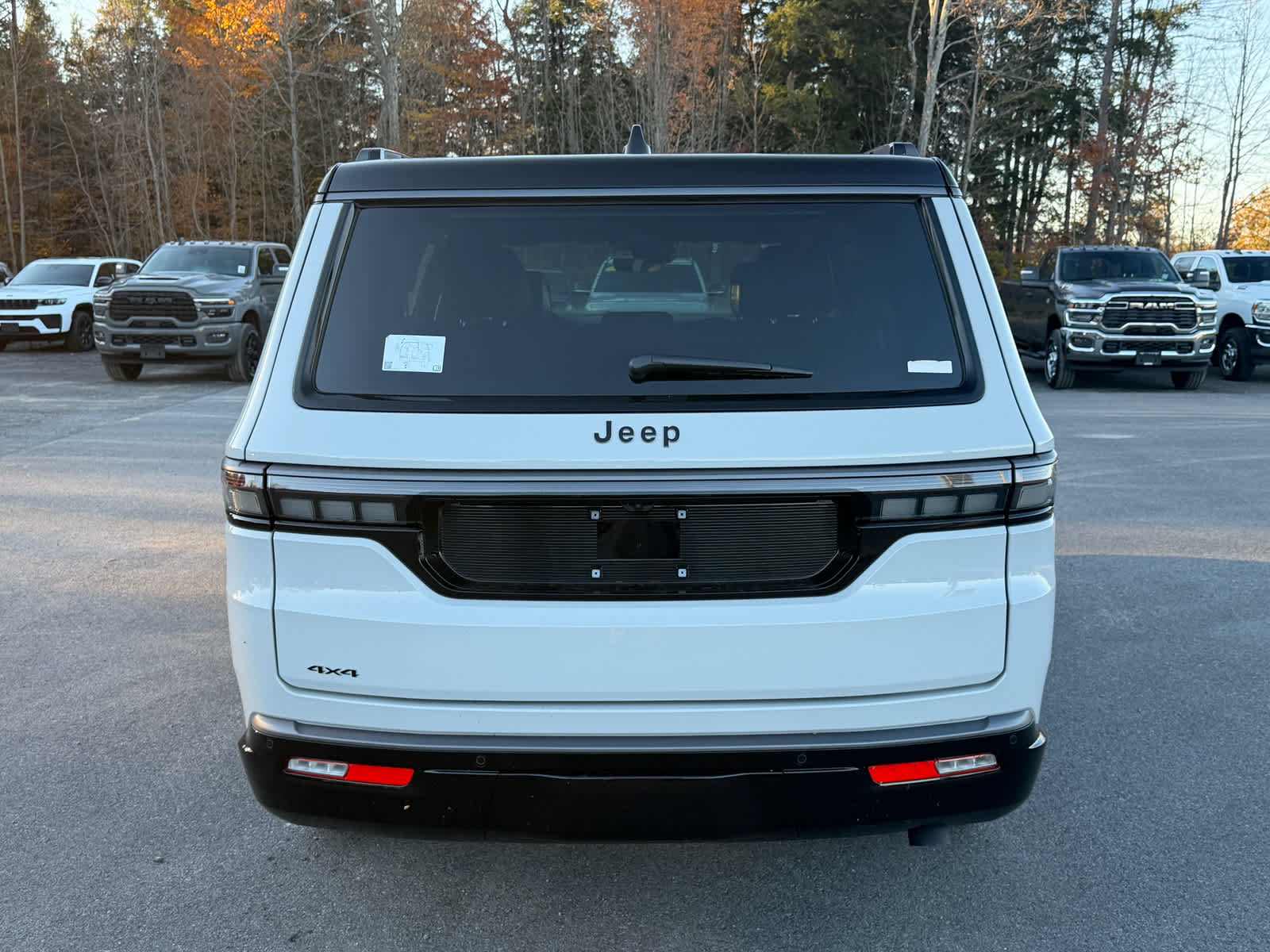 2027 Jeep Grand Wagoneer GRAND WAGONEER UPLAND 4X4