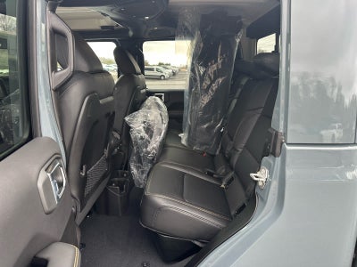 2026 Jeep Gladiator GLADIATOR SAHARA 4X4