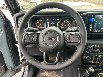 2026 Jeep Gladiator GLADIATOR SAHARA 4X4