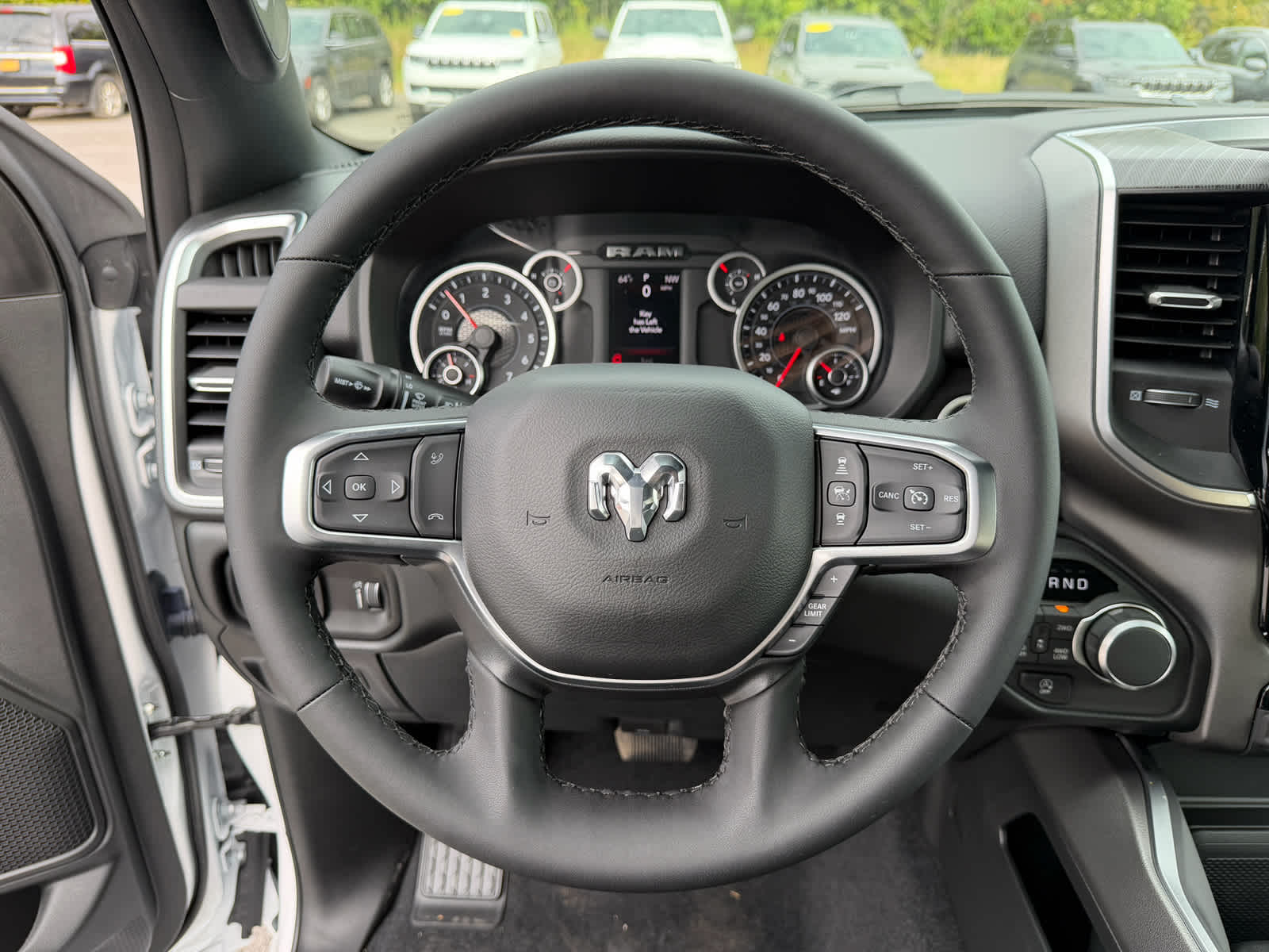 2027 RAM Ram 1500 RAM 1500 BIG HORN CREW CAB 4X4 5'7' BOX