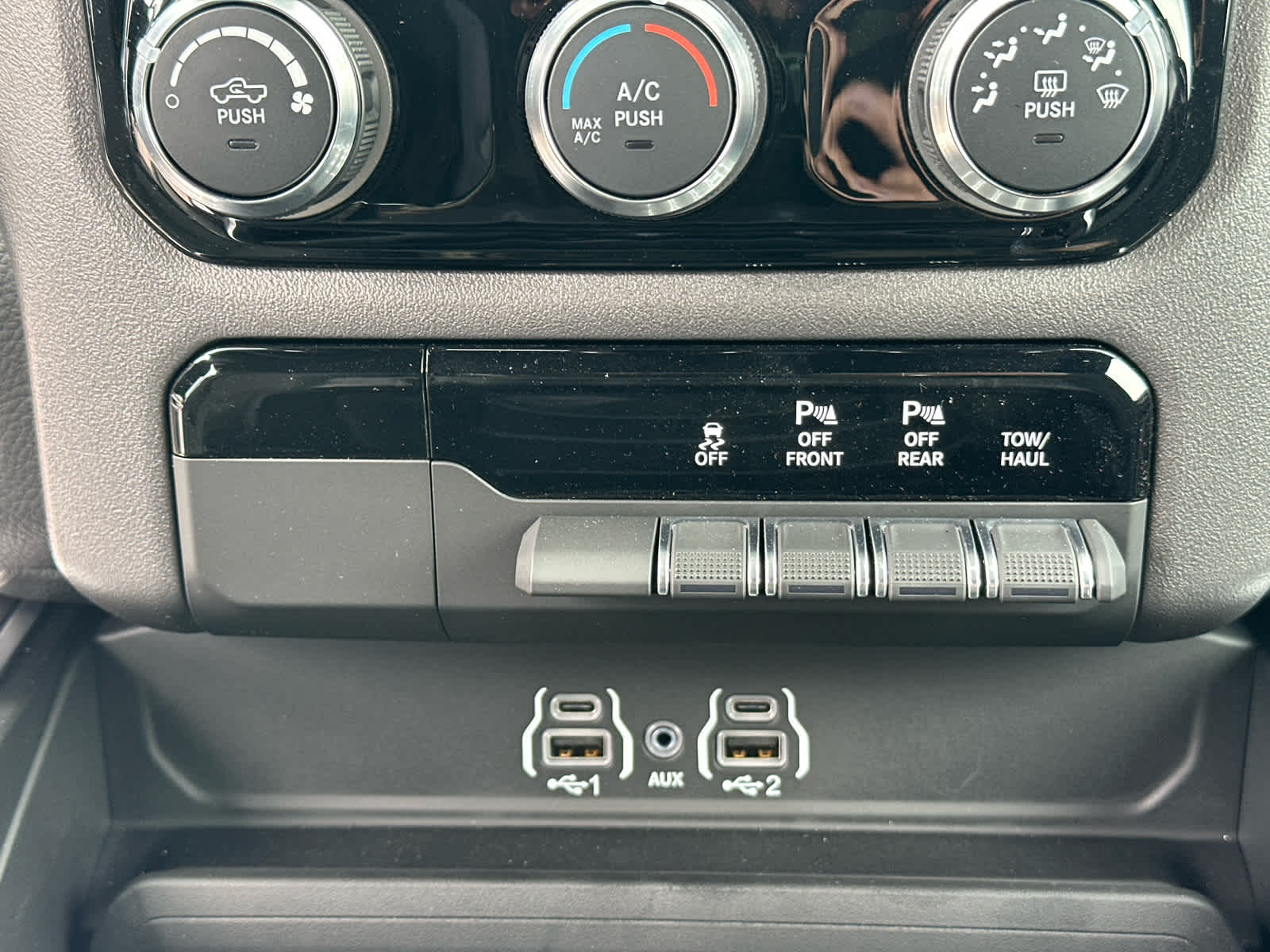 2026 RAM 1500 RAM 1500 BIG HORN CREW CAB 4X4 5'7' BOX