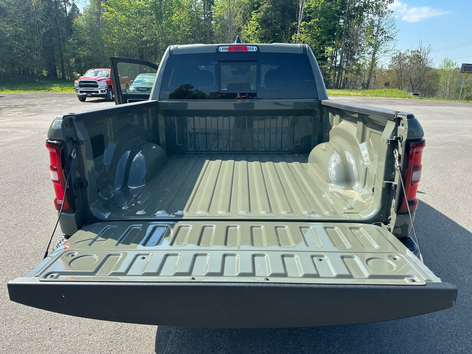 2026 RAM Ram 1500 RAM 1500 LONE STAR CREW CAB 4X4 5'7' BOX