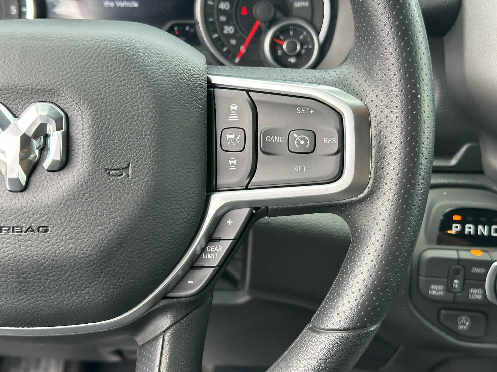 2026 RAM Ram 1500 RAM 1500 EXPRESS CREW CAB 4X4 5'7' BOX