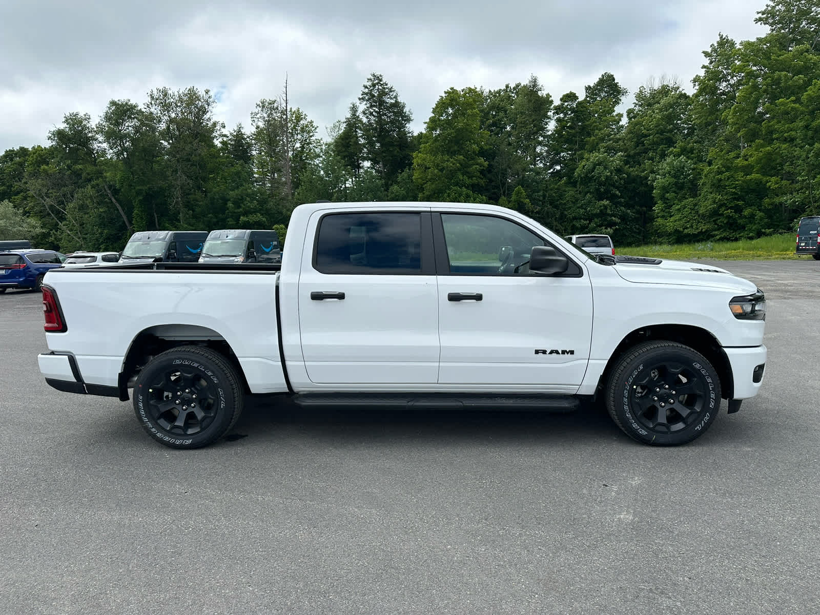 2026 RAM Ram 1500 RAM 1500 EXPRESS CREW CAB 4X4 5'7' BOX