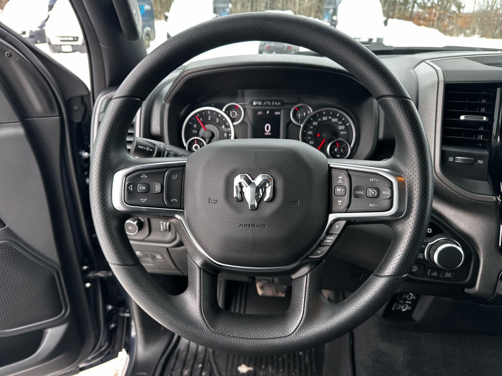 2026 RAM Ram 1500 RAM 1500 TRADESMAN CREW CAB 4X4 5'7' BOX