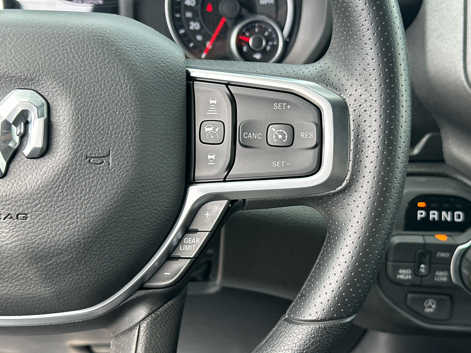 2026 RAM Ram 1500 RAM 1500 EXPRESS CREW CAB 4X4 5'7' BOX