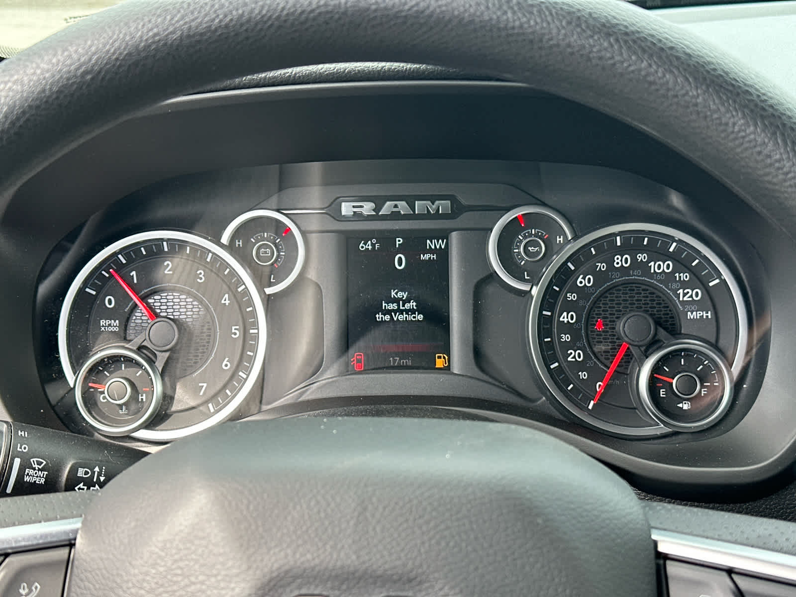 2026 RAM Ram 1500 RAM 1500 EXPRESS CREW CAB 4X4 5'7' BOX