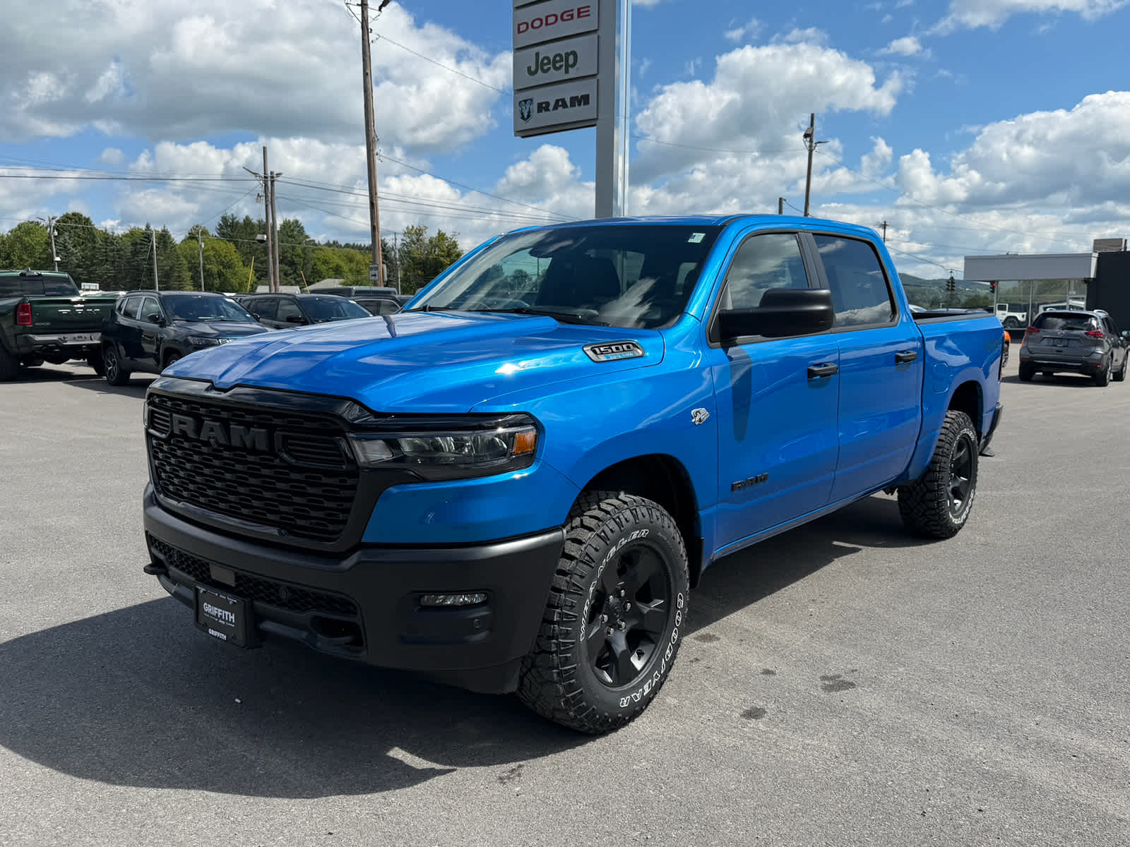 2026 RAM 1500 RAM 1500 WARLOCK CREW CAB 4X4 5'7' BOX