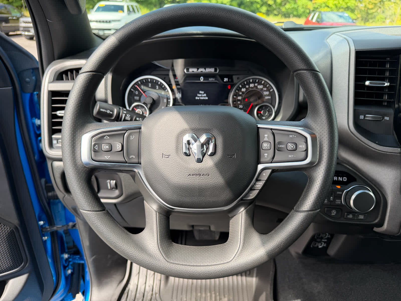 2026 RAM 1500 RAM 1500 WARLOCK CREW CAB 4X4 5'7' BOX