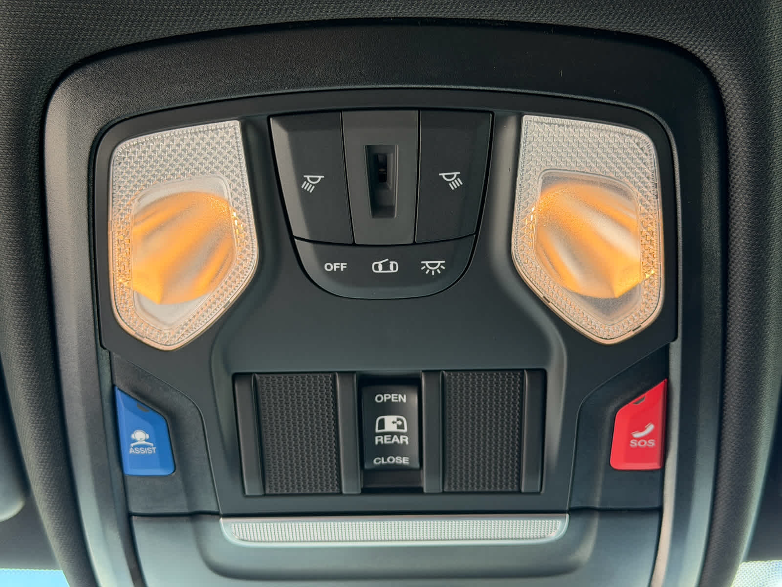 2026 RAM 1500 RAM 1500 WARLOCK CREW CAB 4X4 5'7' BOX