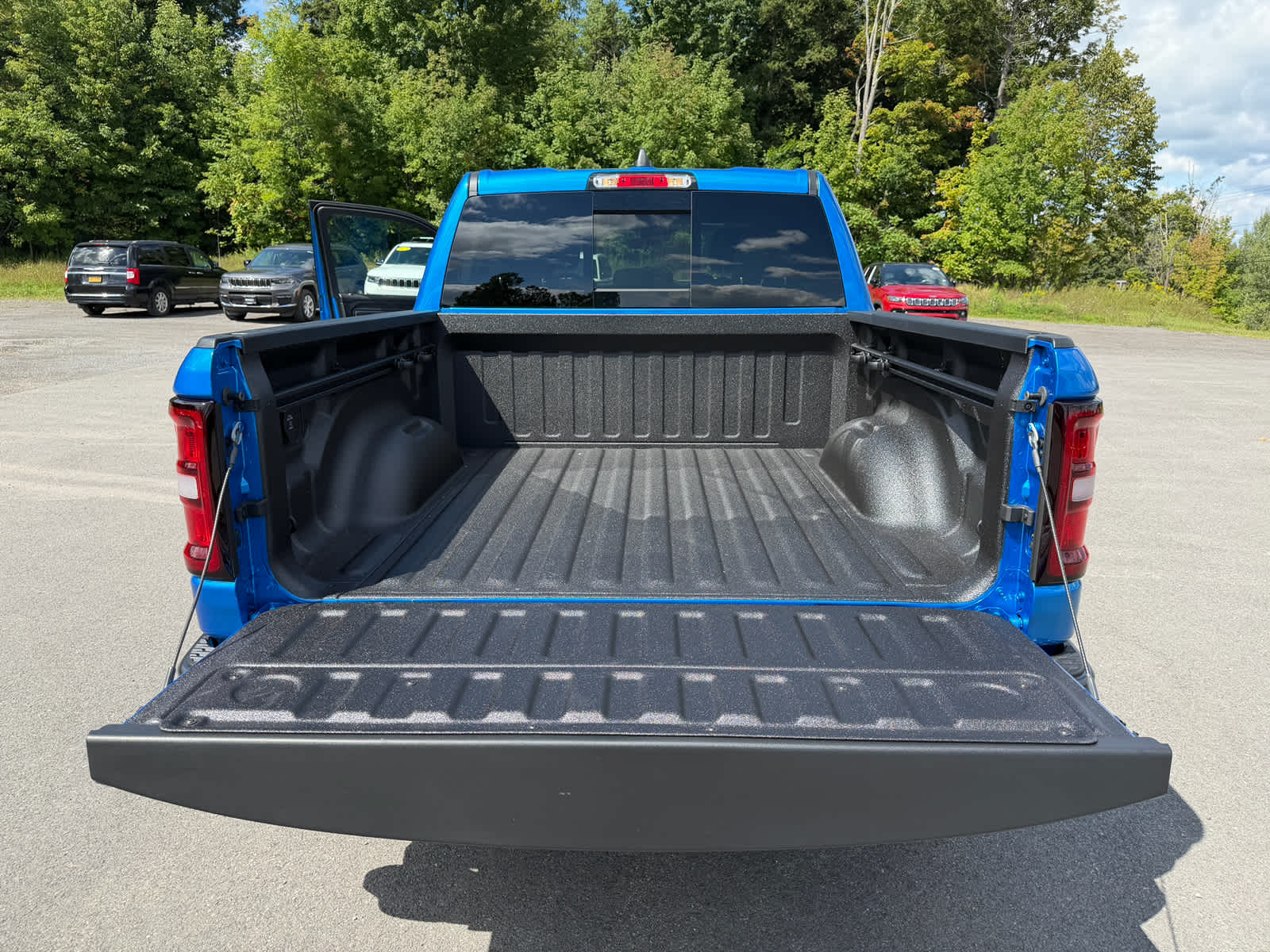 2026 RAM 1500 RAM 1500 WARLOCK CREW CAB 4X4 5'7' BOX
