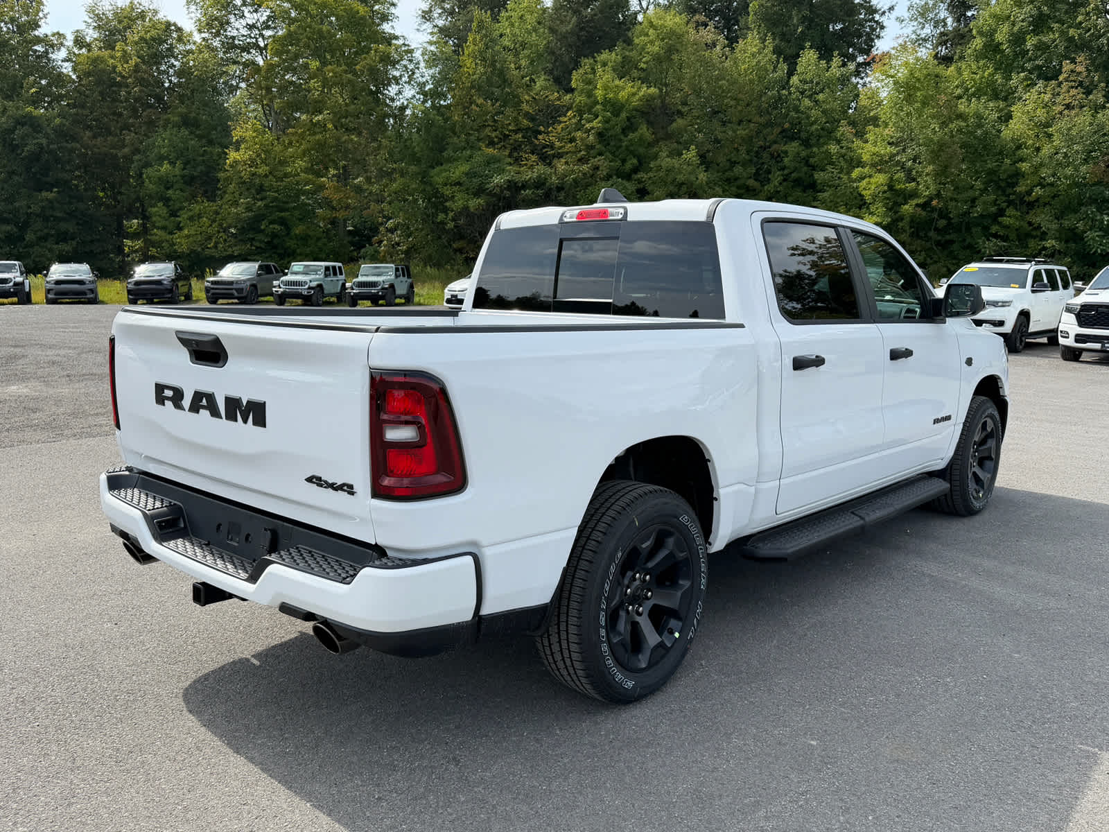 2027 RAM Ram 1500 RAM 1500 EXPRESS CREW CAB 4X4 5'7' BOX