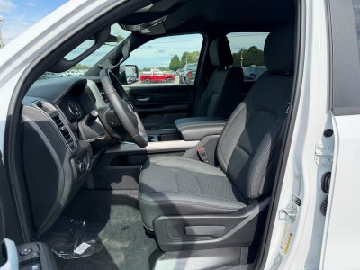 2027 RAM Ram 1500 RAM 1500 EXPRESS CREW CAB 4X4 5'7' BOX