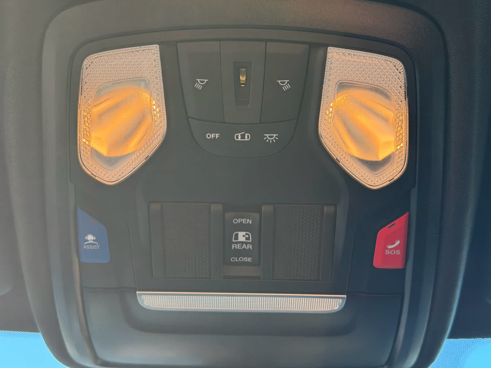 2027 RAM Ram 1500 RAM 1500 WARLOCK CREW CAB 4X4 5'7' BOX