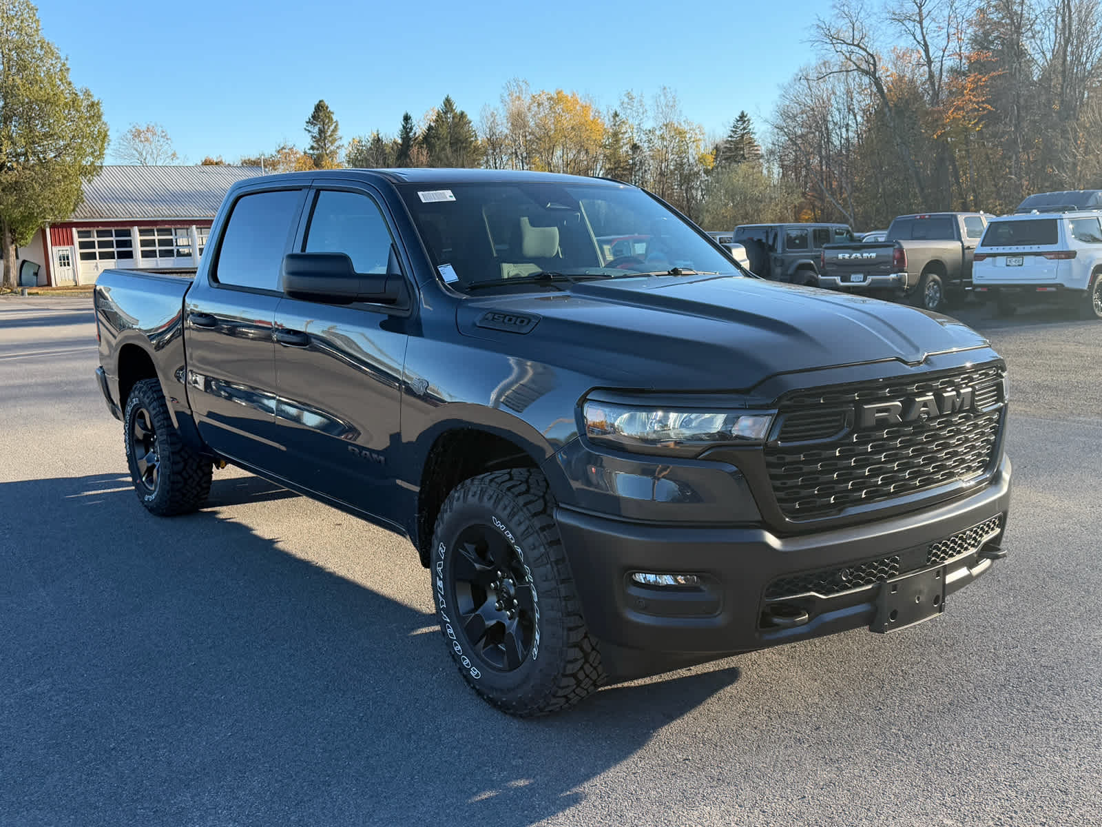 2027 RAM Ram 1500 RAM 1500 WARLOCK CREW CAB 4X4 5'7' BOX
