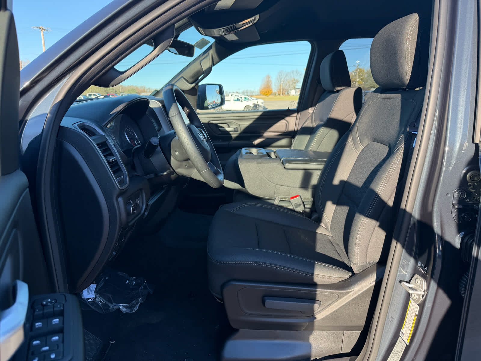 2027 RAM Ram 1500 RAM 1500 WARLOCK CREW CAB 4X4 5'7' BOX
