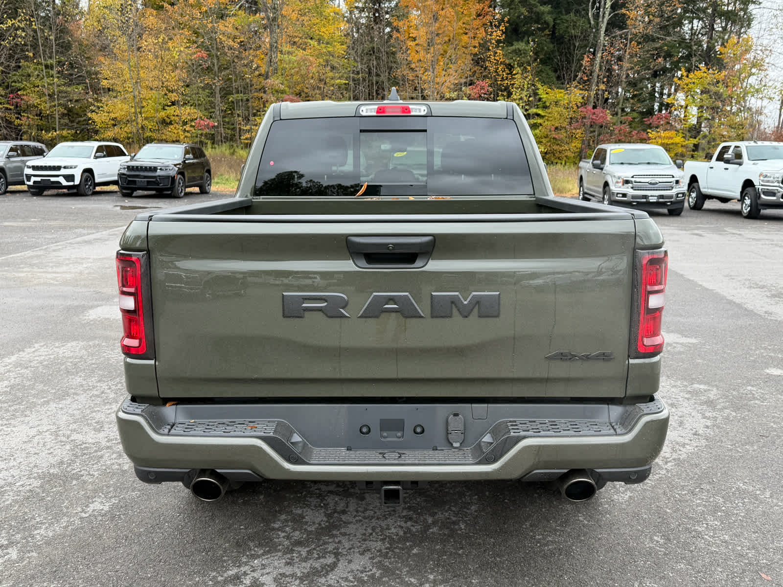 2027 RAM Ram 1500 RAM 1500 EXPRESS CREW CAB 4X4 5'7' BOX