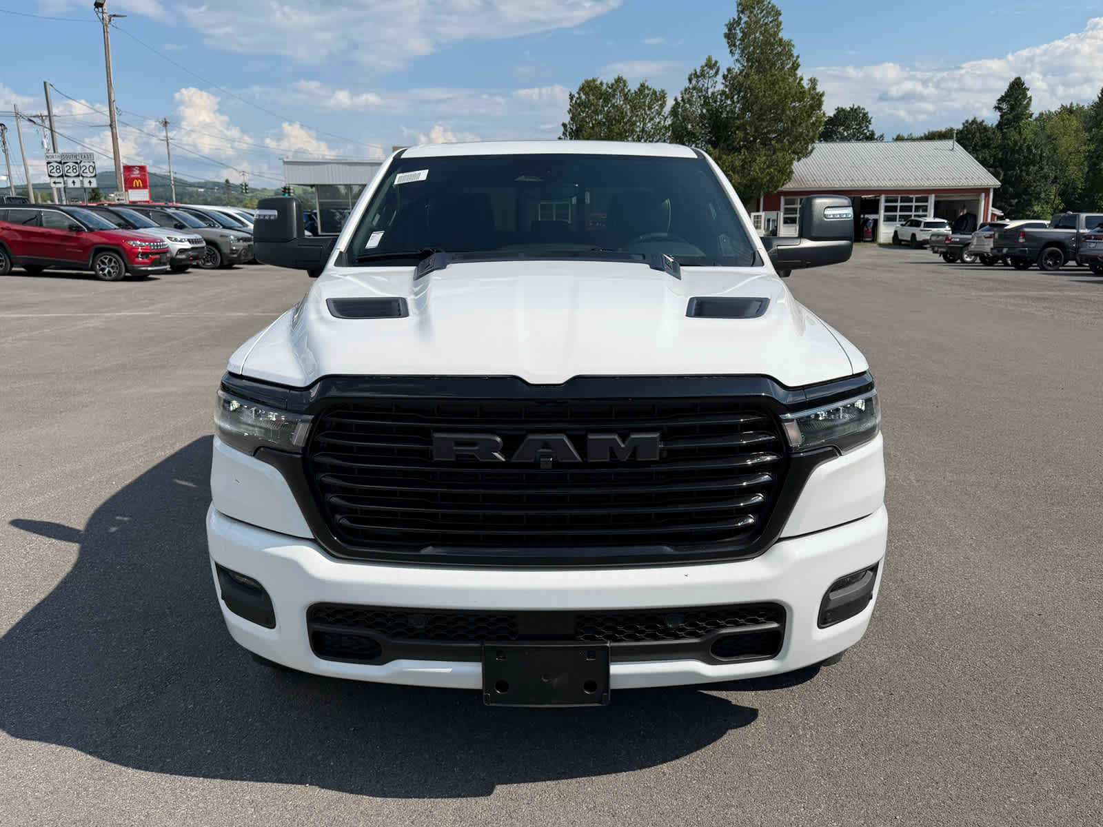 2026 RAM Ram 1500 RAM 1500 LARAMIE CREW CAB 4X4 5'7' BOX