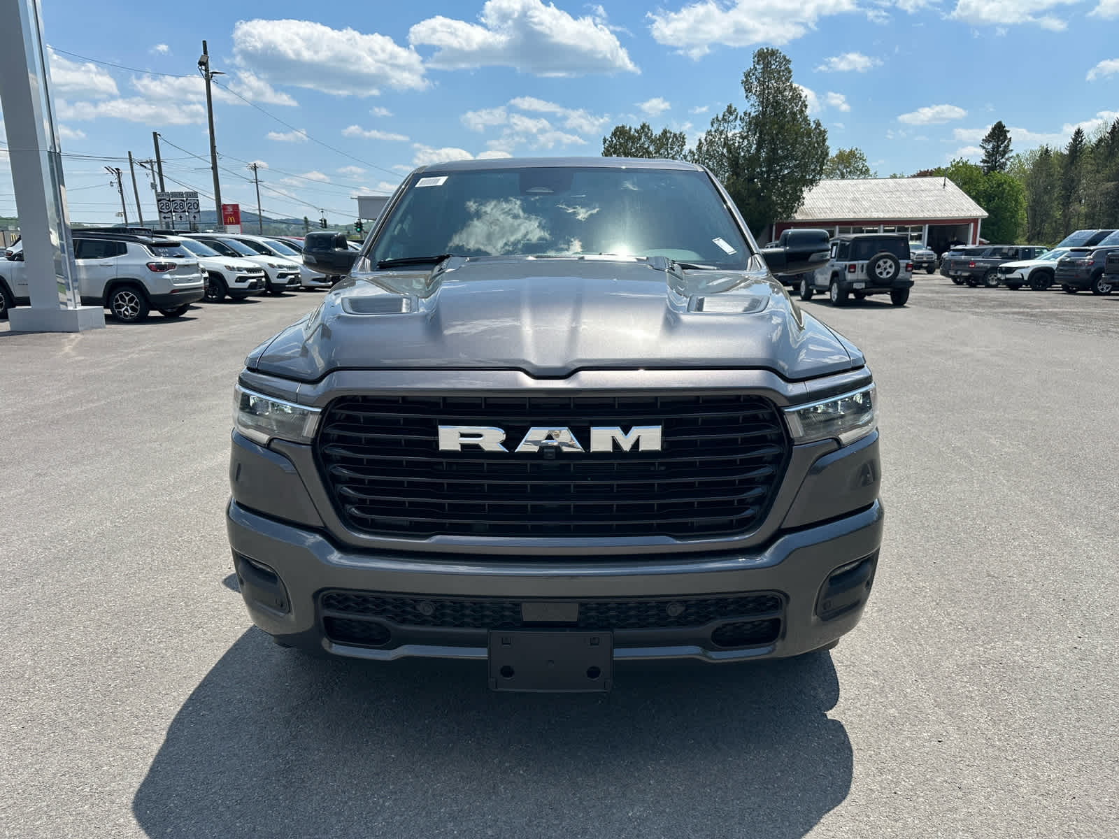 2026 RAM Ram 1500 RAM 1500 LARAMIE CREW CAB 4X4 5'7' BOX