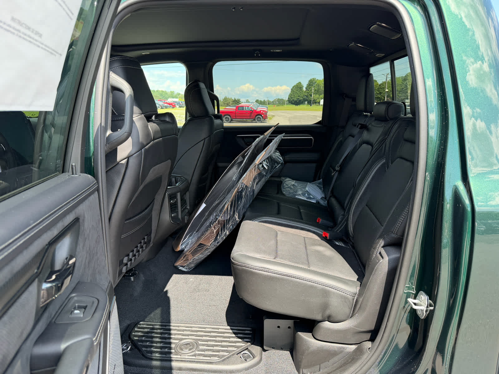 2026 RAM Ram 1500 RAM 1500 RHO CREW CAB 4X4 5'7' BOX