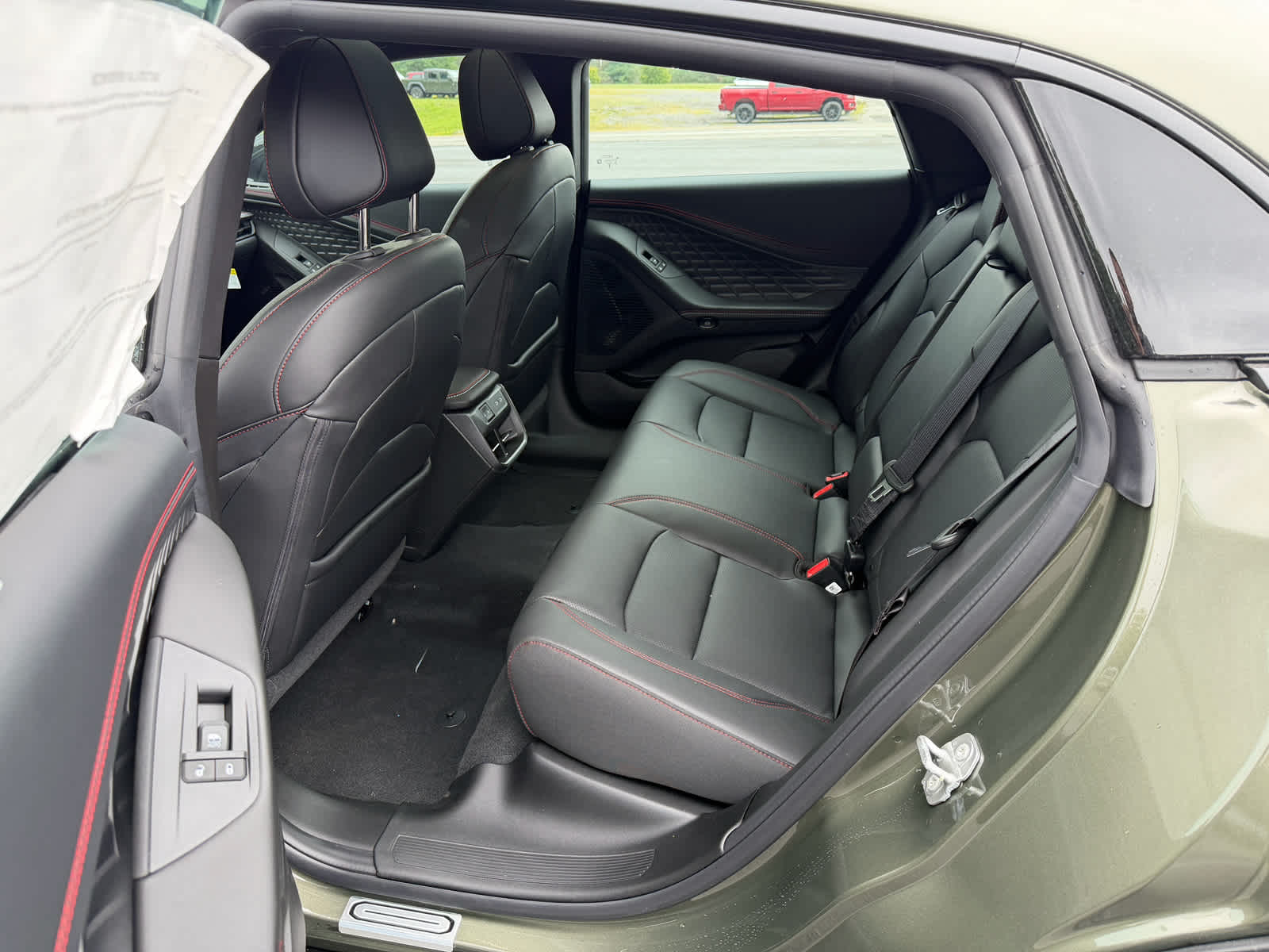 2027 Dodge Charger CHARGER R/T PLUS 4-DOOR AWD