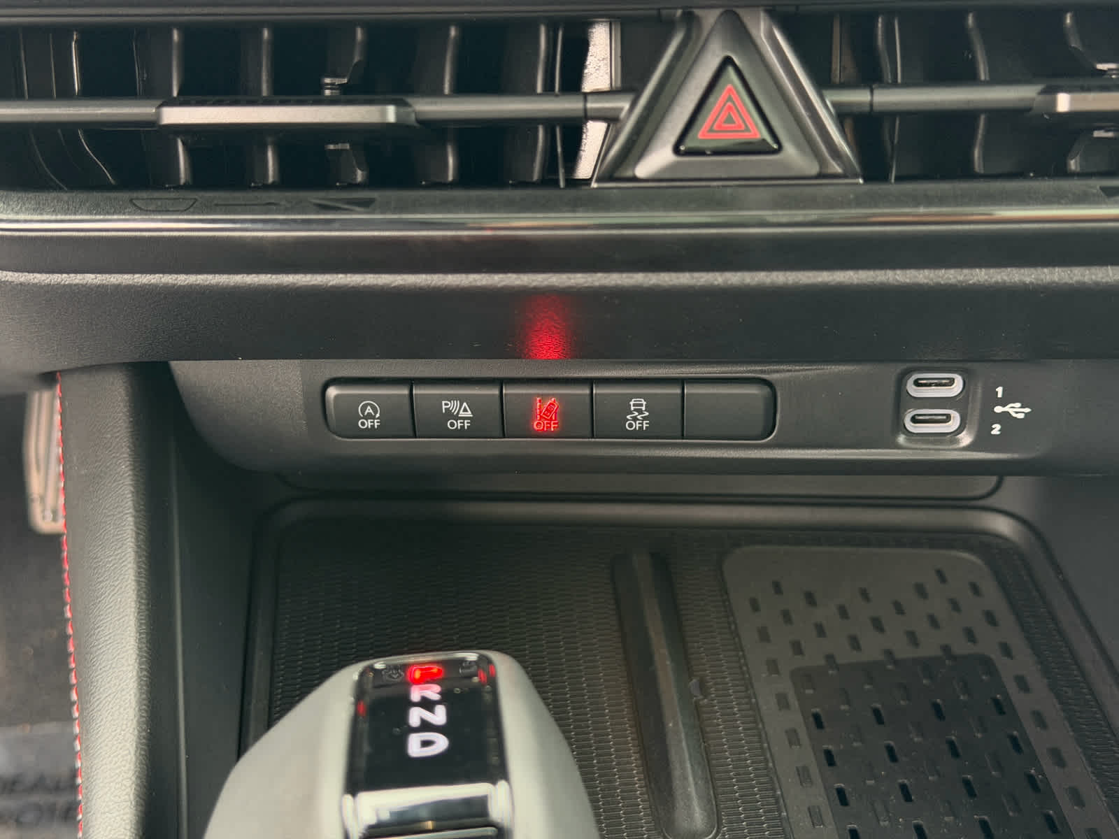 2027 Dodge Charger CHARGER R/T PLUS 4-DOOR AWD