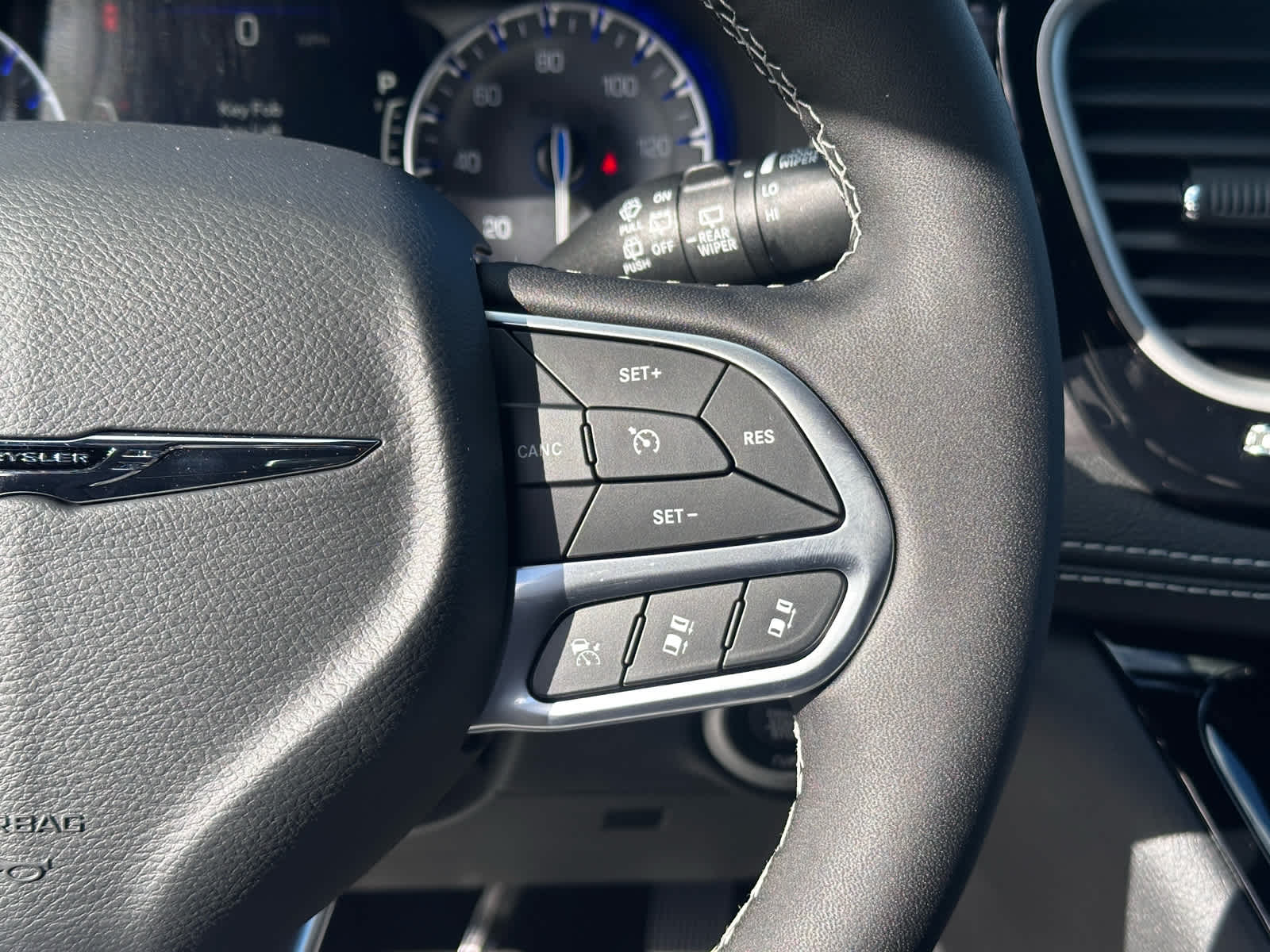 2026 Chrysler Pacifica PACIFICA SELECT