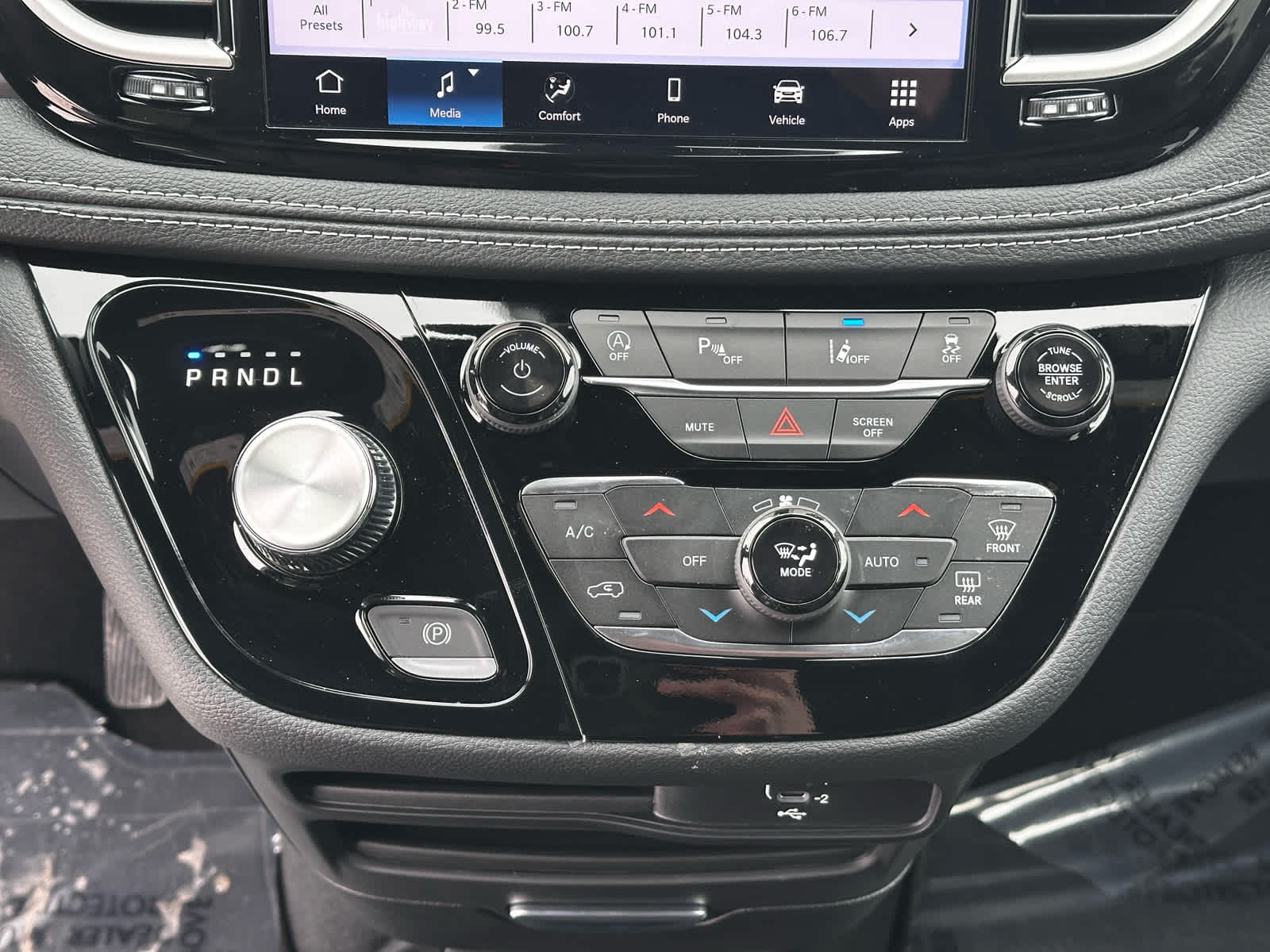 2026 Chrysler Pacifica PACIFICA SELECT