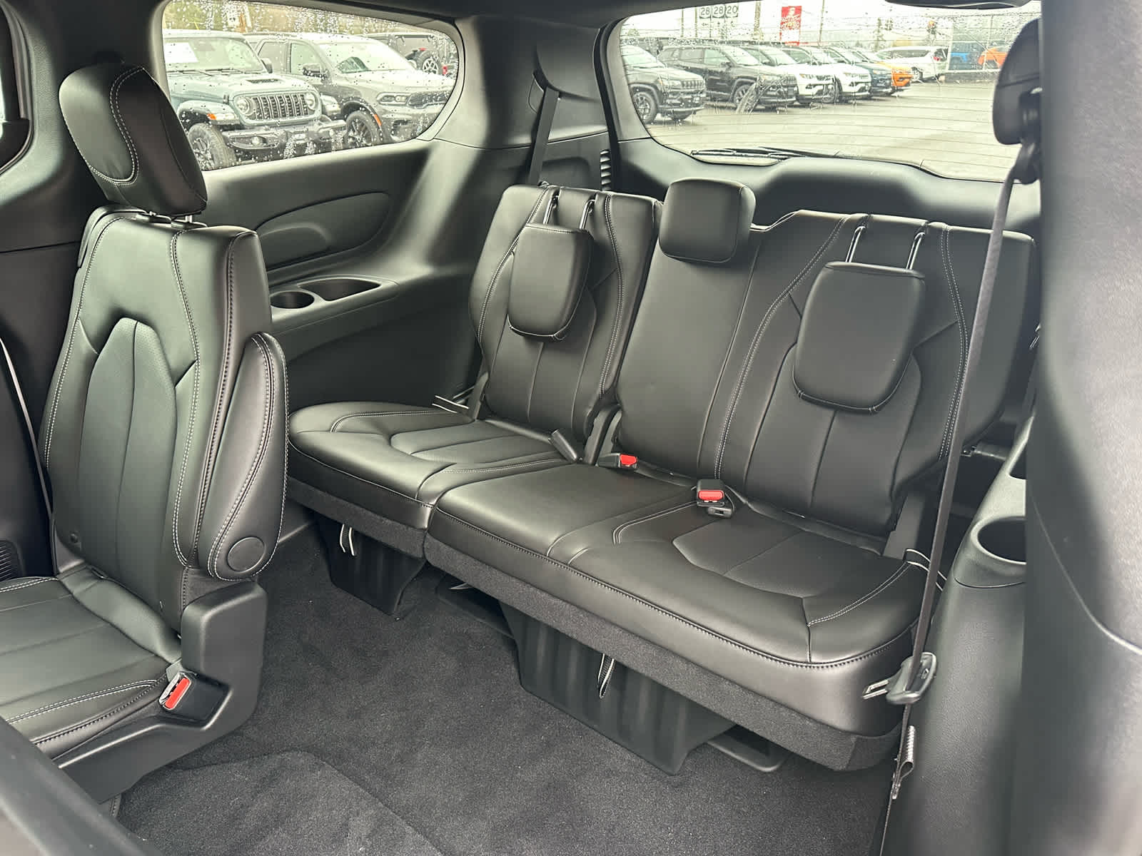 2026 Chrysler Voyager VOYAGER LX