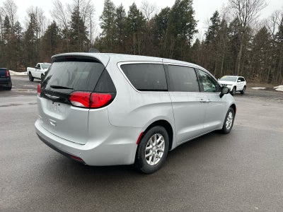 2026 Chrysler Voyager VOYAGER LX