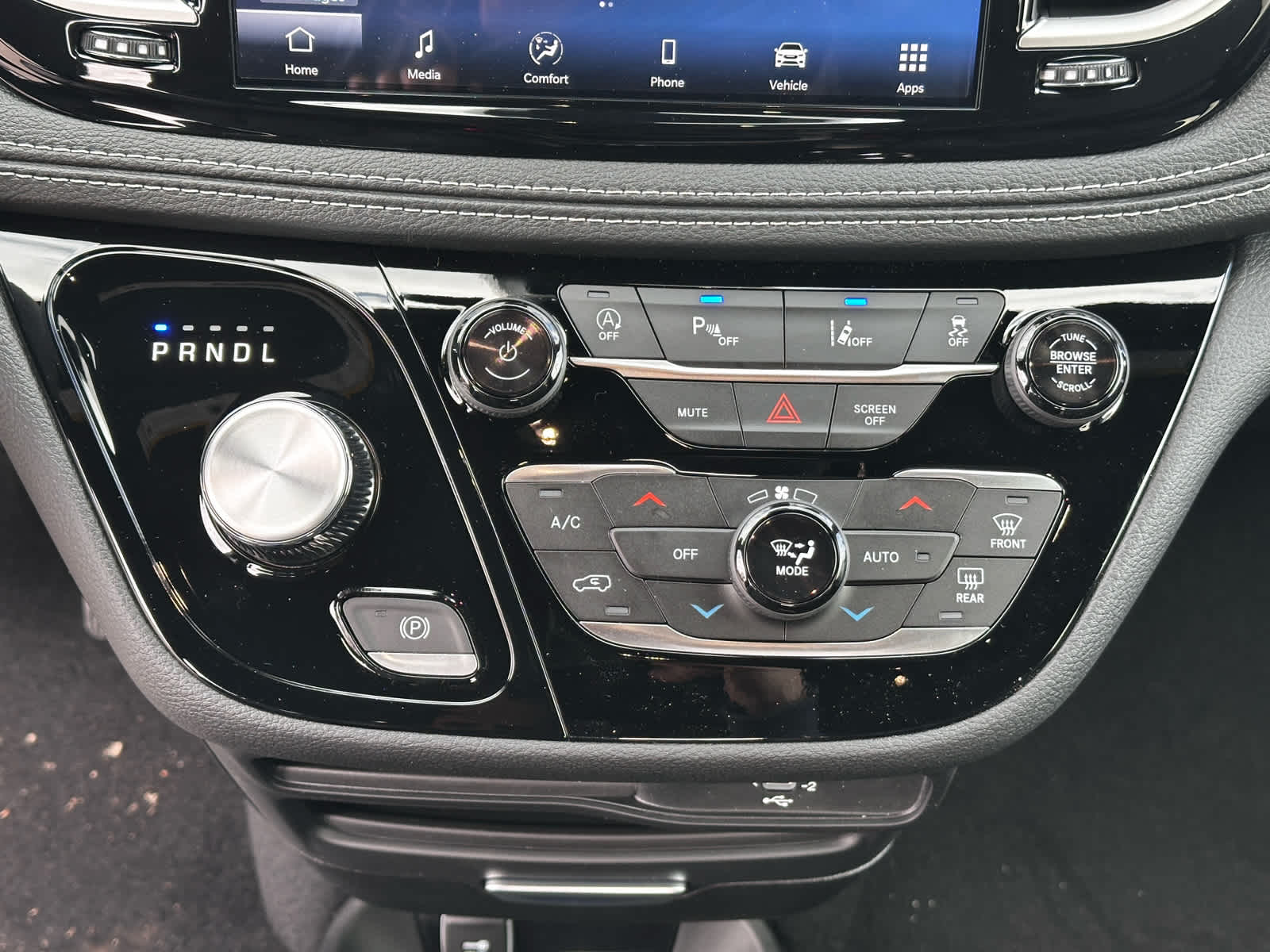 2026 Chrysler Pacifica PACIFICA SELECT AWD