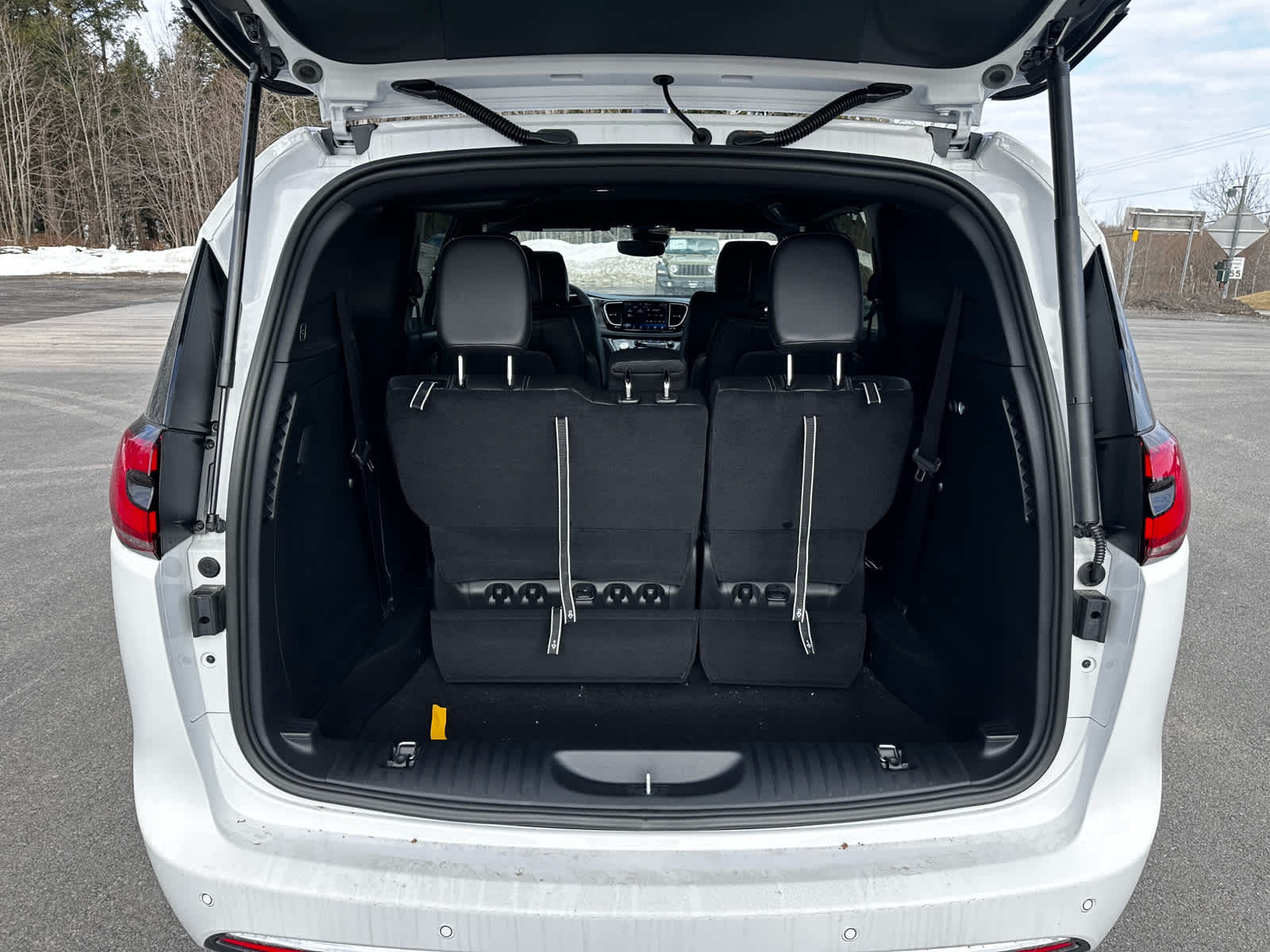 2026 Chrysler Pacifica PACIFICA SELECT AWD