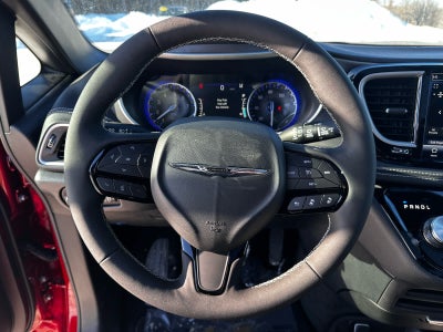 2026 Chrysler Pacifica PACIFICA SELECT AWD