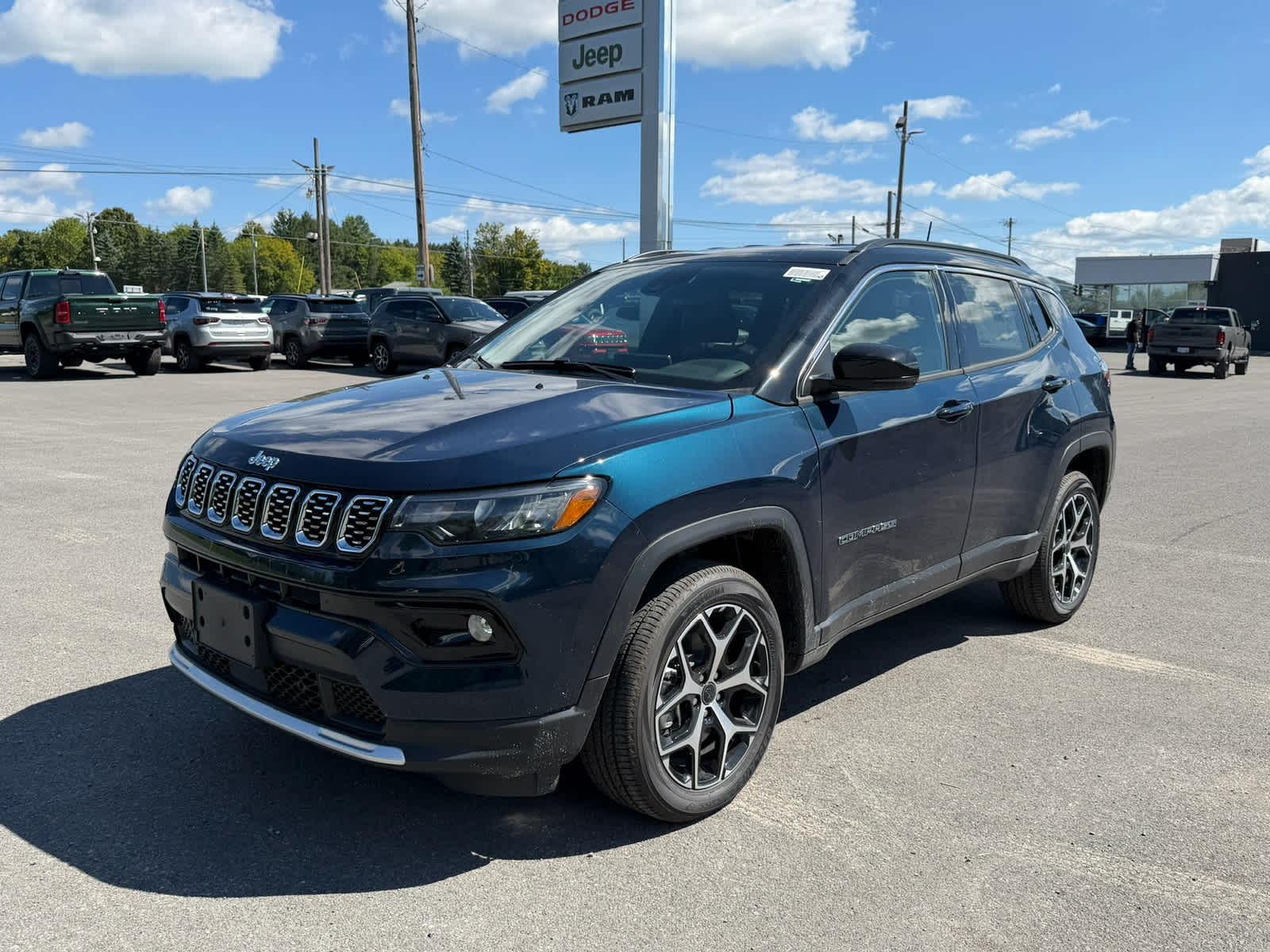 2026 Jeep Compass COMPASS LIMITED 4X4