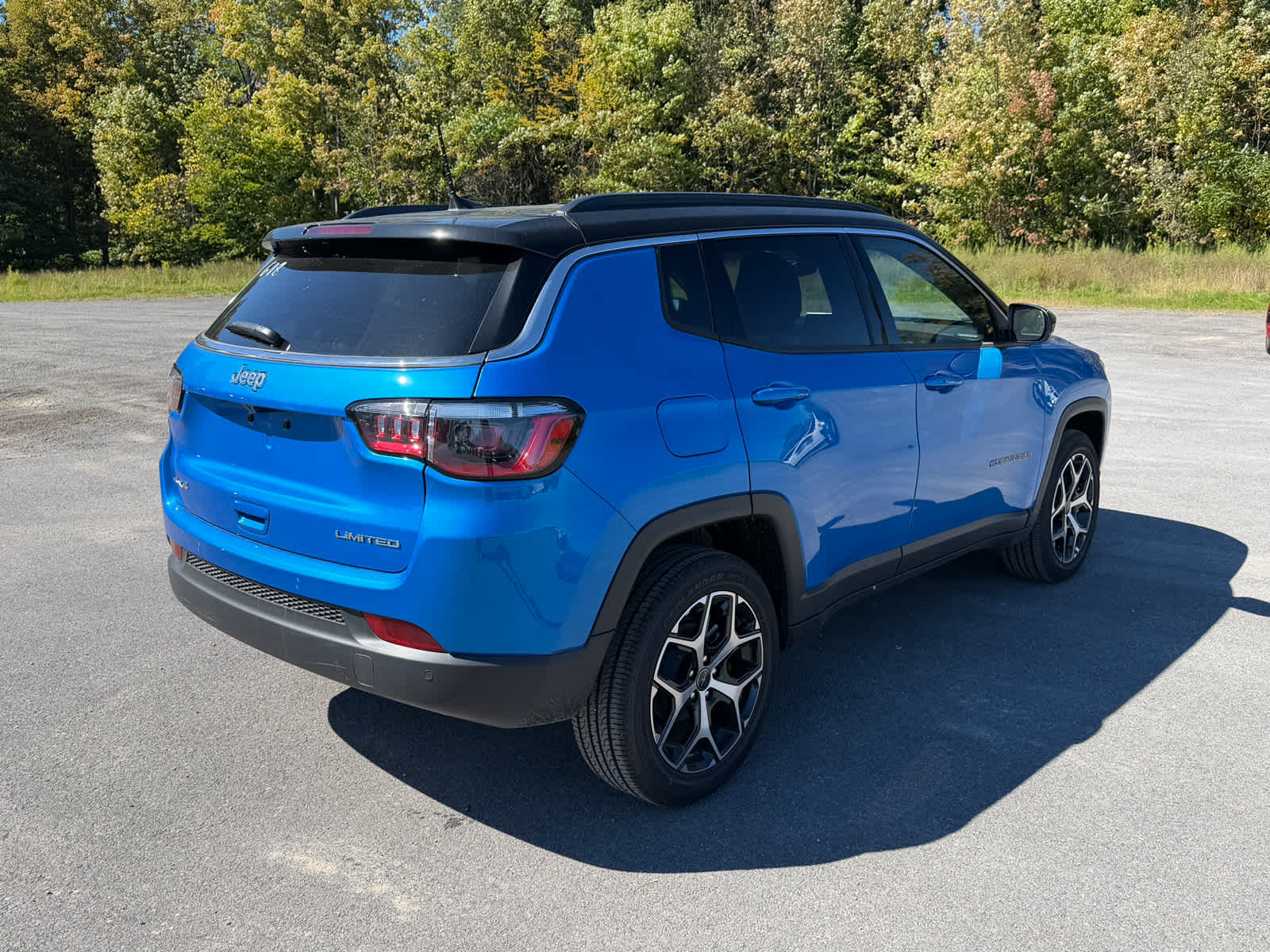 2026 Jeep Compass COMPASS LIMITED 4X4