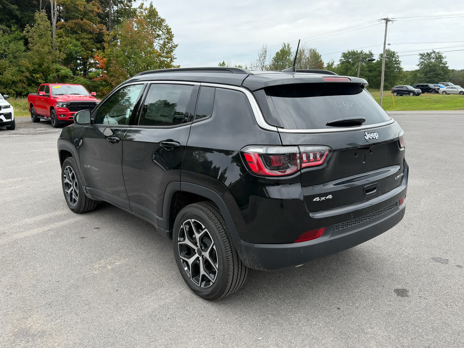2026 Jeep Compass COMPASS LIMITED 4X4