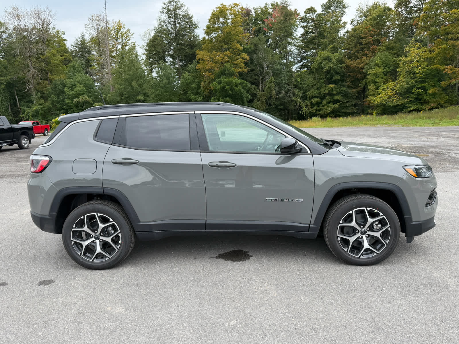2026 Jeep Compass COMPASS LIMITED 4X4