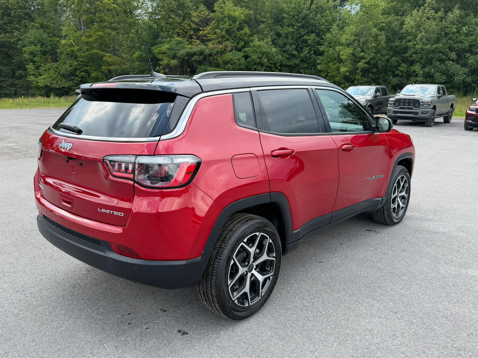 2026 Jeep Compass COMPASS LIMITED 4X4