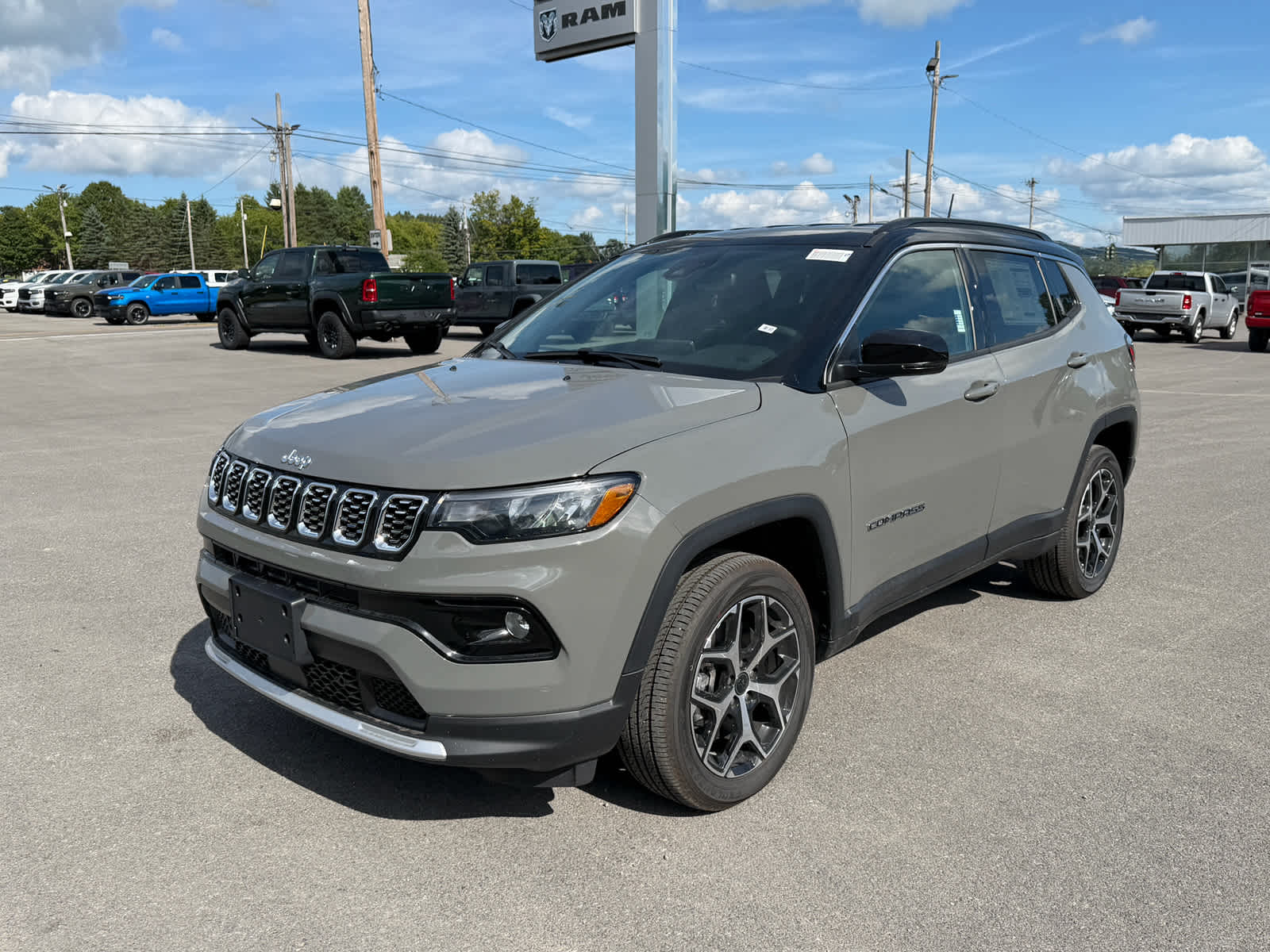 2026 Jeep Compass COMPASS LIMITED 4X4
