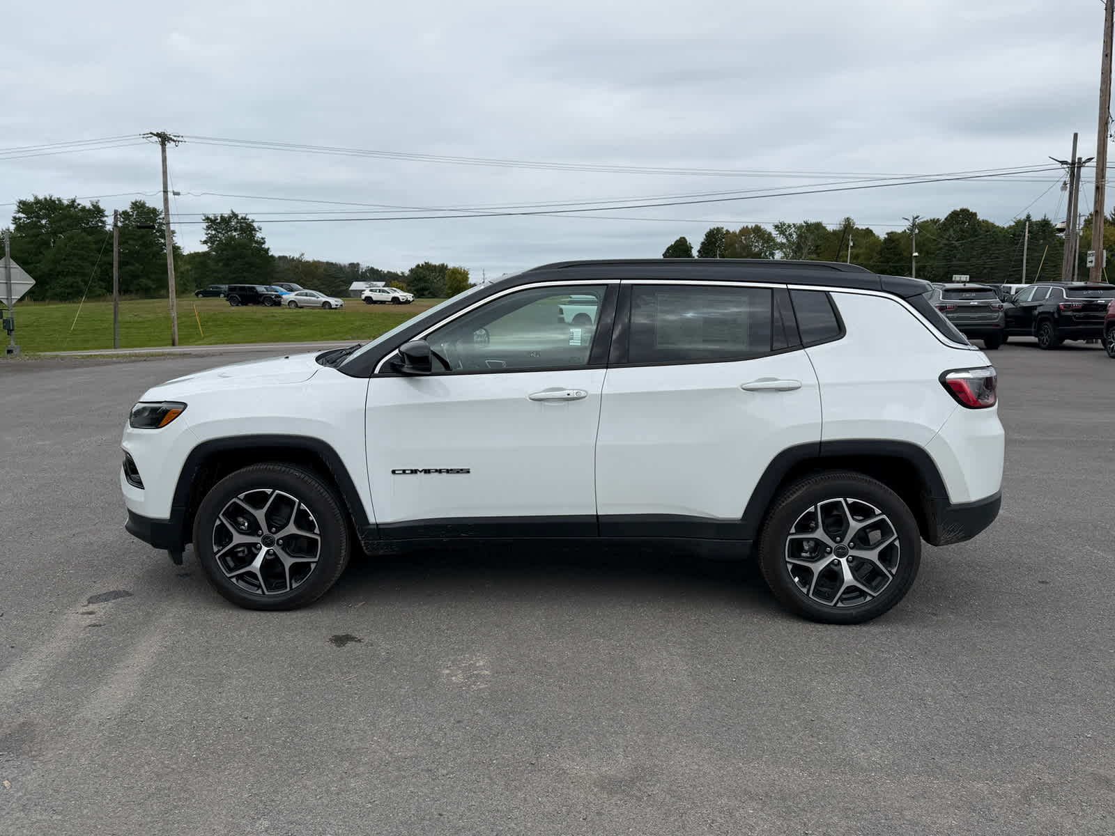 2026 Jeep Compass COMPASS LIMITED 4X4