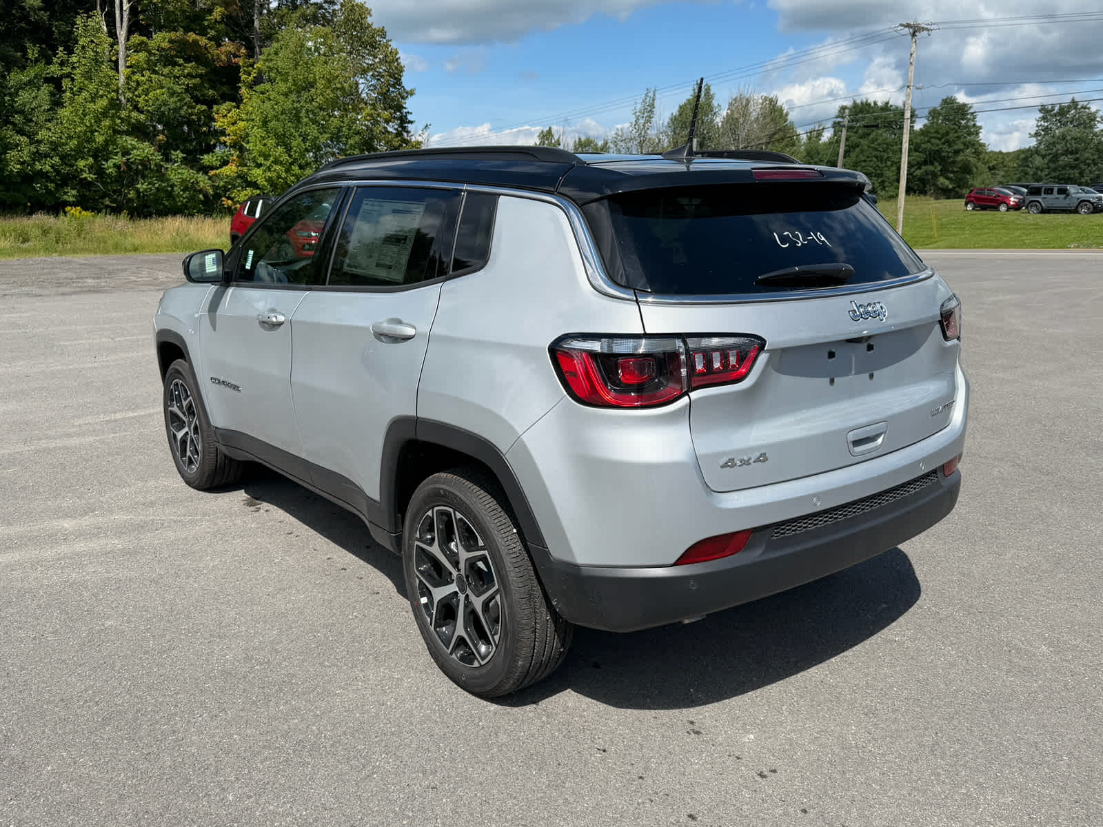 2026 Jeep Compass COMPASS LIMITED 4X4