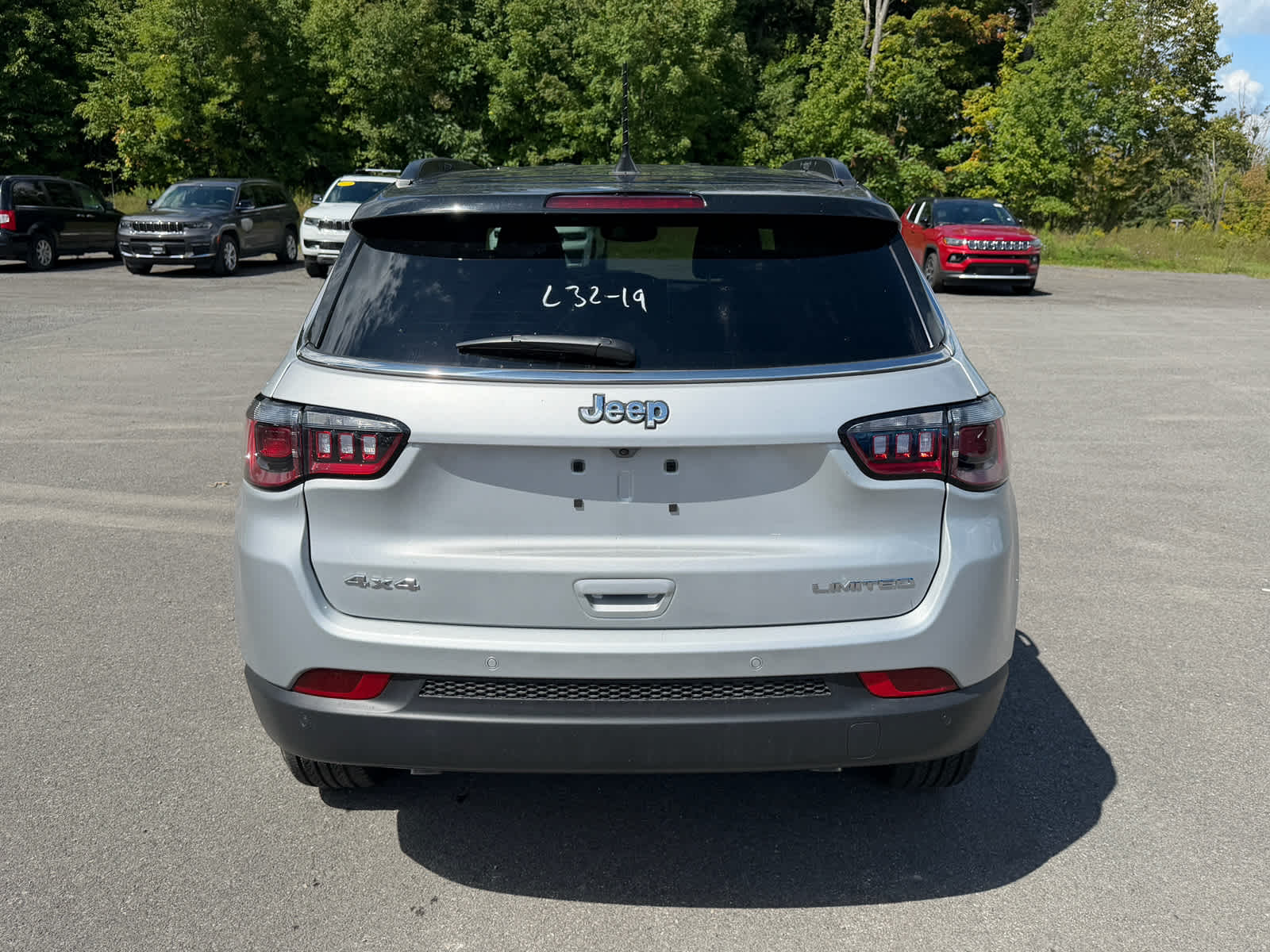 2026 Jeep Compass COMPASS LIMITED 4X4