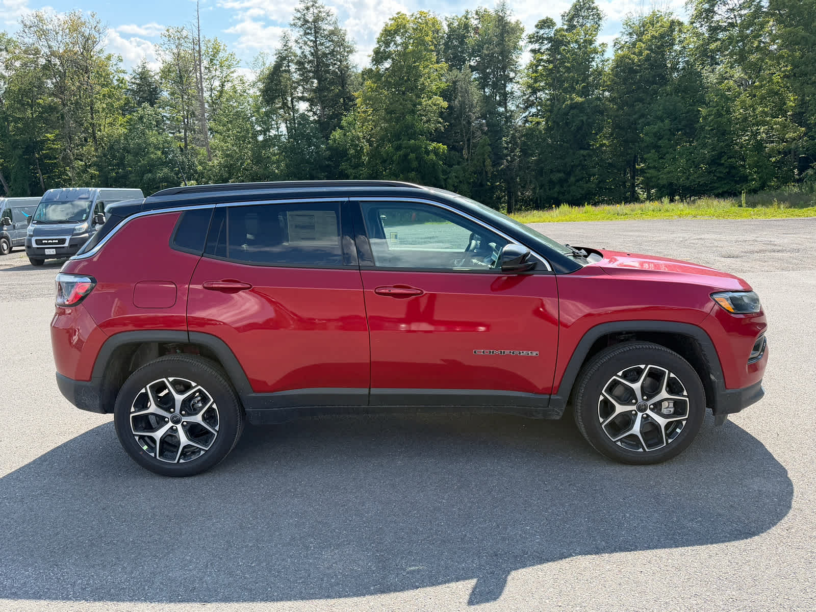 2026 Jeep Compass COMPASS LIMITED 4X4