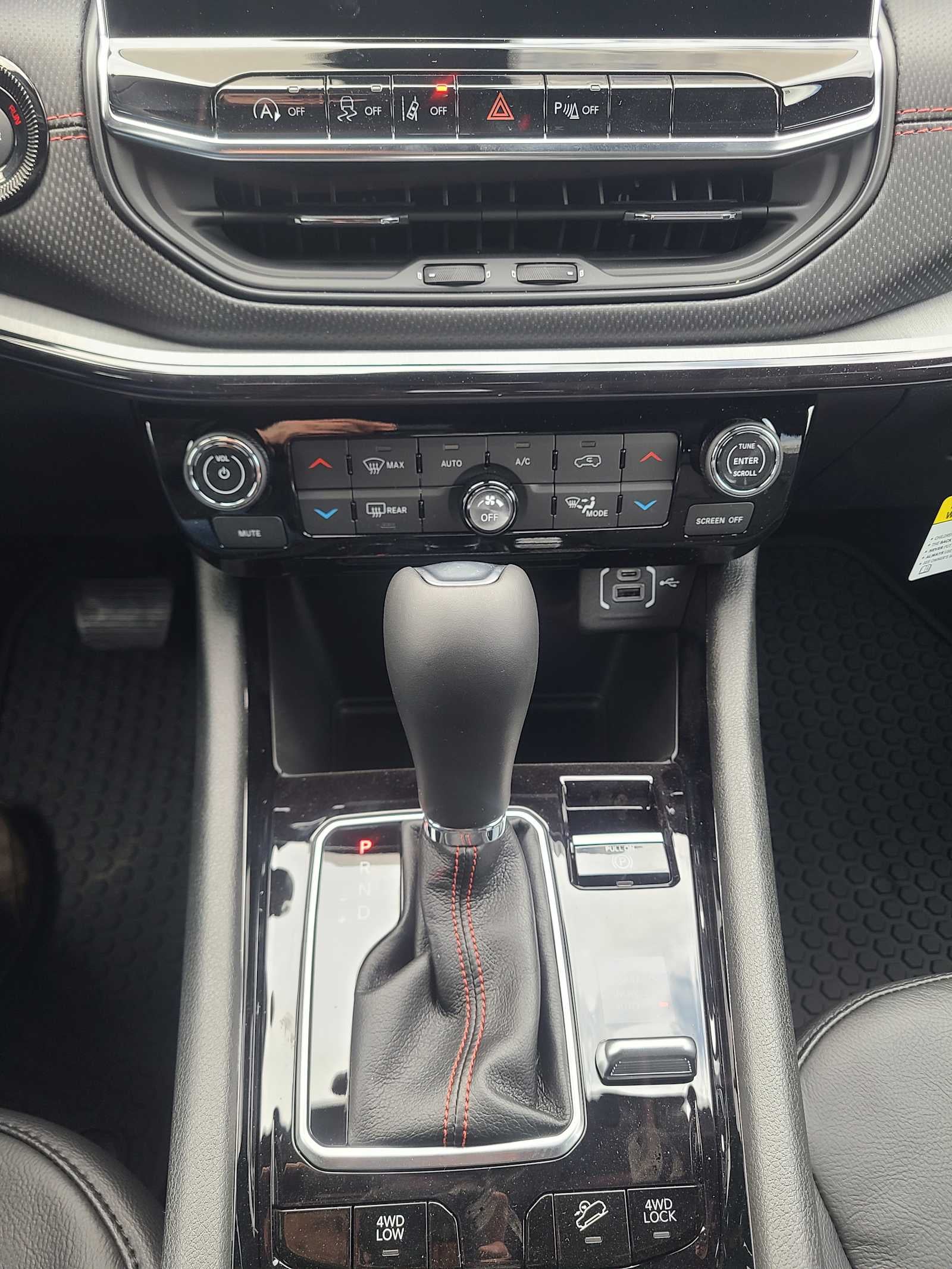 2026 Jeep Compass COMPASS TRAILHAWK 4X4